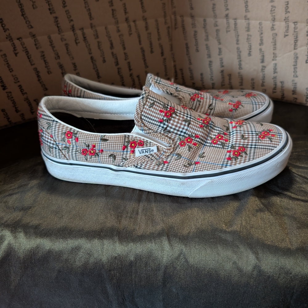 Vans Plaid Slip-On Sneakers with Red Floral Embroidery - Picture 2 of 5